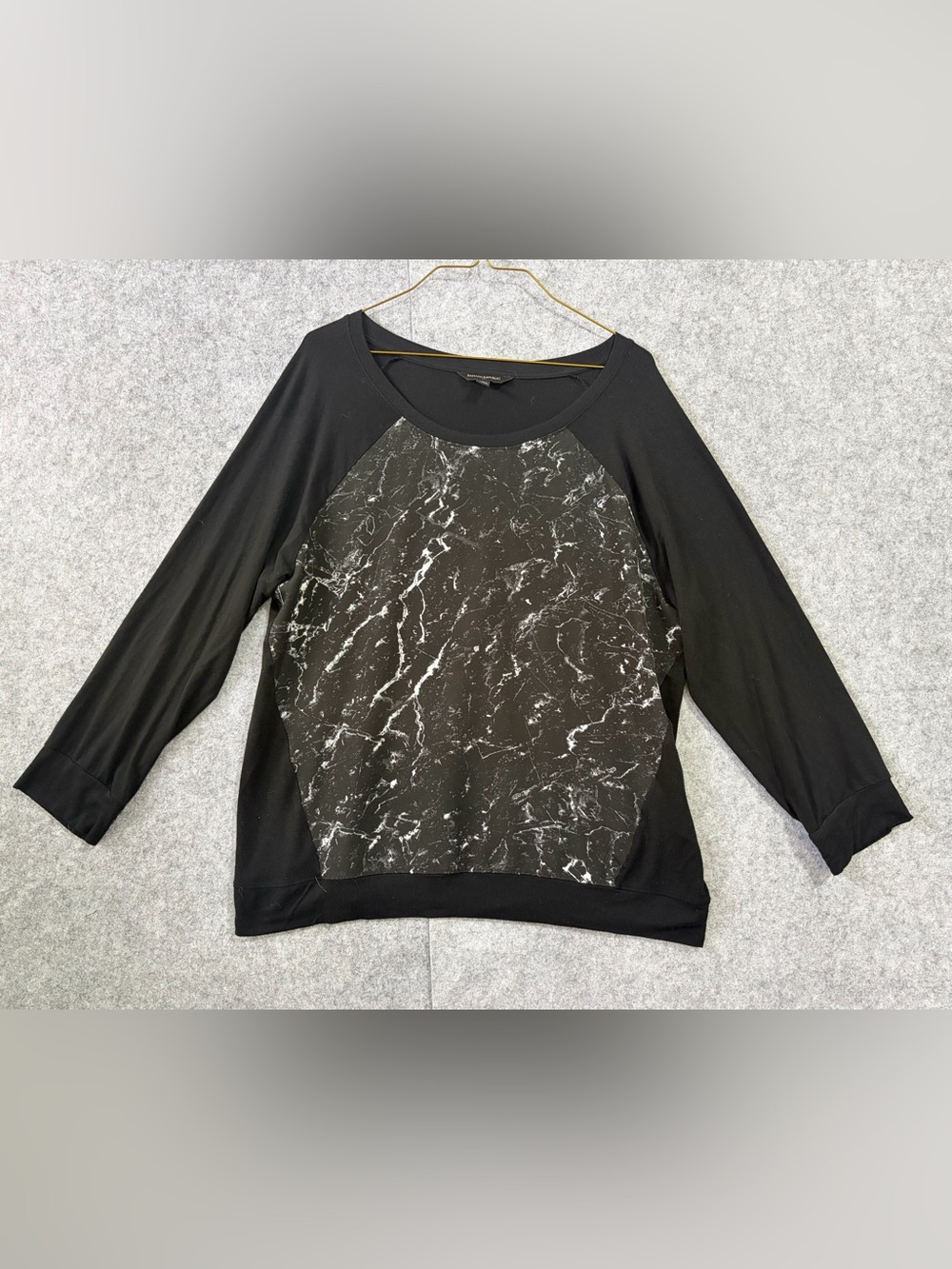 Banana Republic Black Marble-Print Raglan Pullover